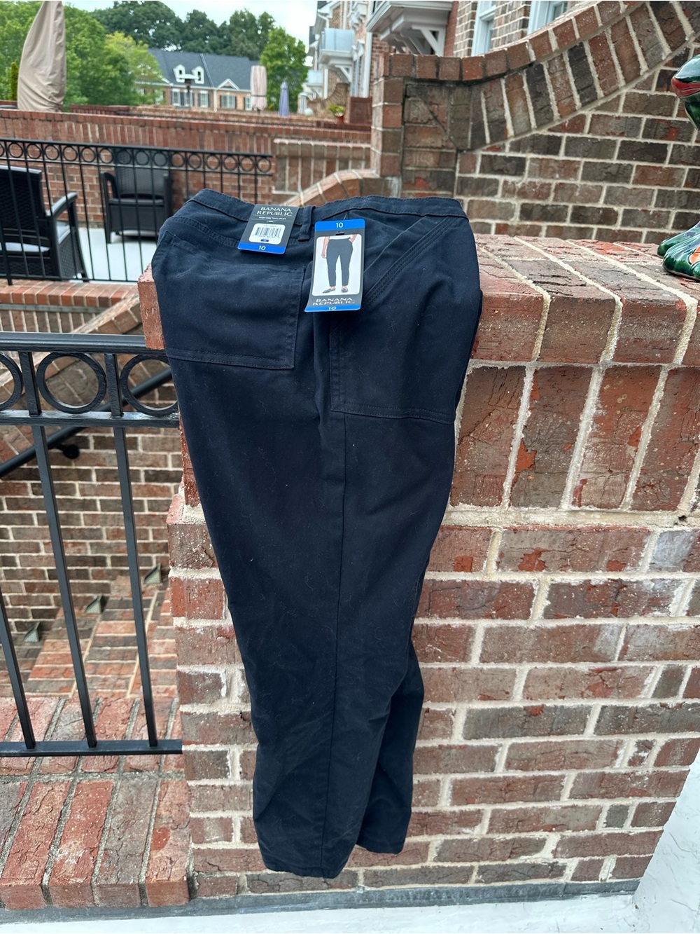 Banana Republic Women’s pants, size 10 NWT